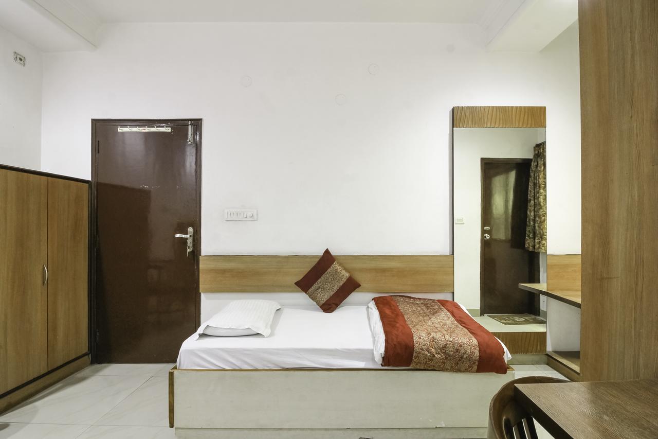 Oyo 3472 Hotel Rama Inn Ню Делхи Екстериор снимка